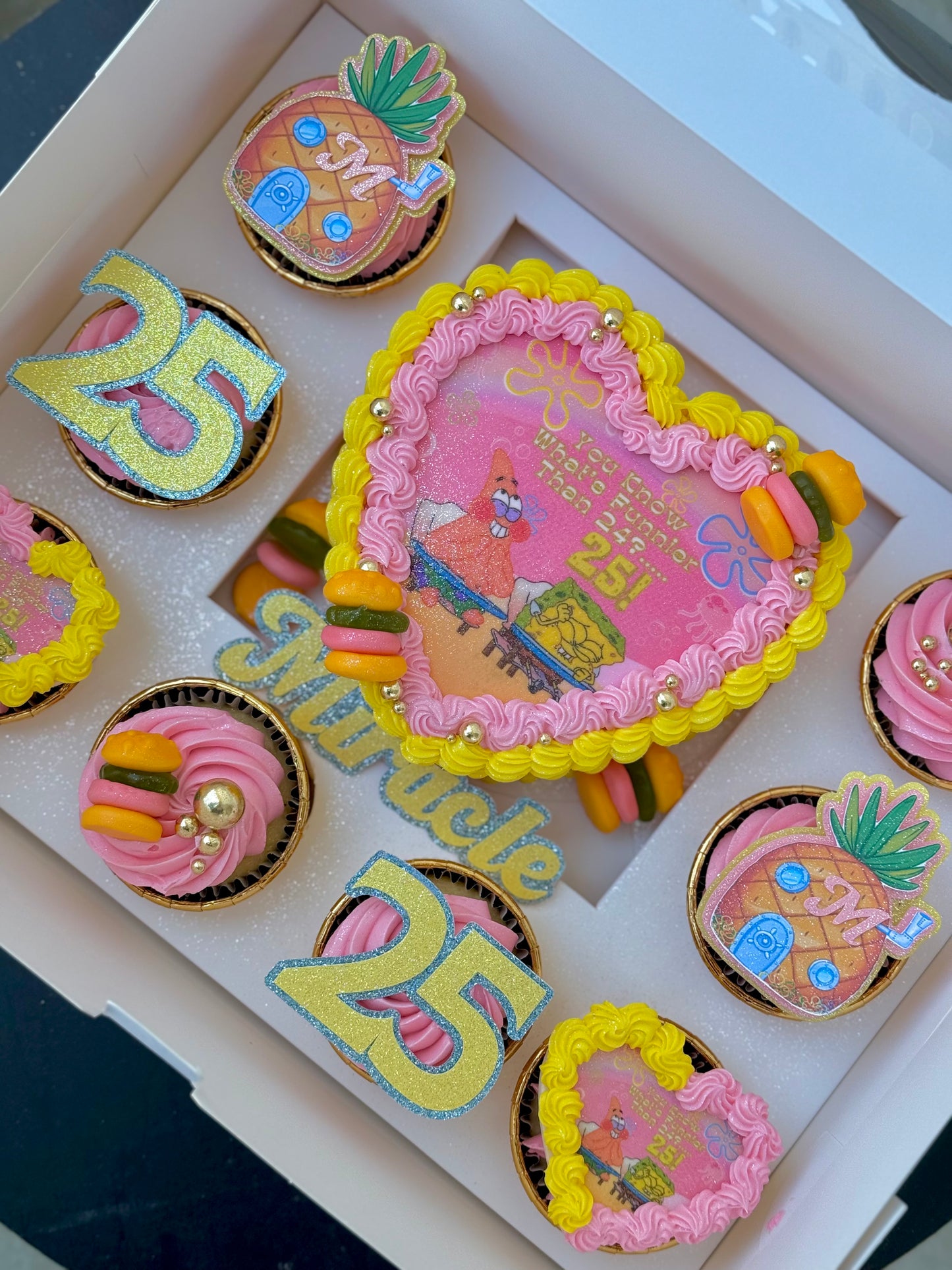 Deluxe Bento Box-8 Cupcakes & 1 Heart Shaped Cake (6in)