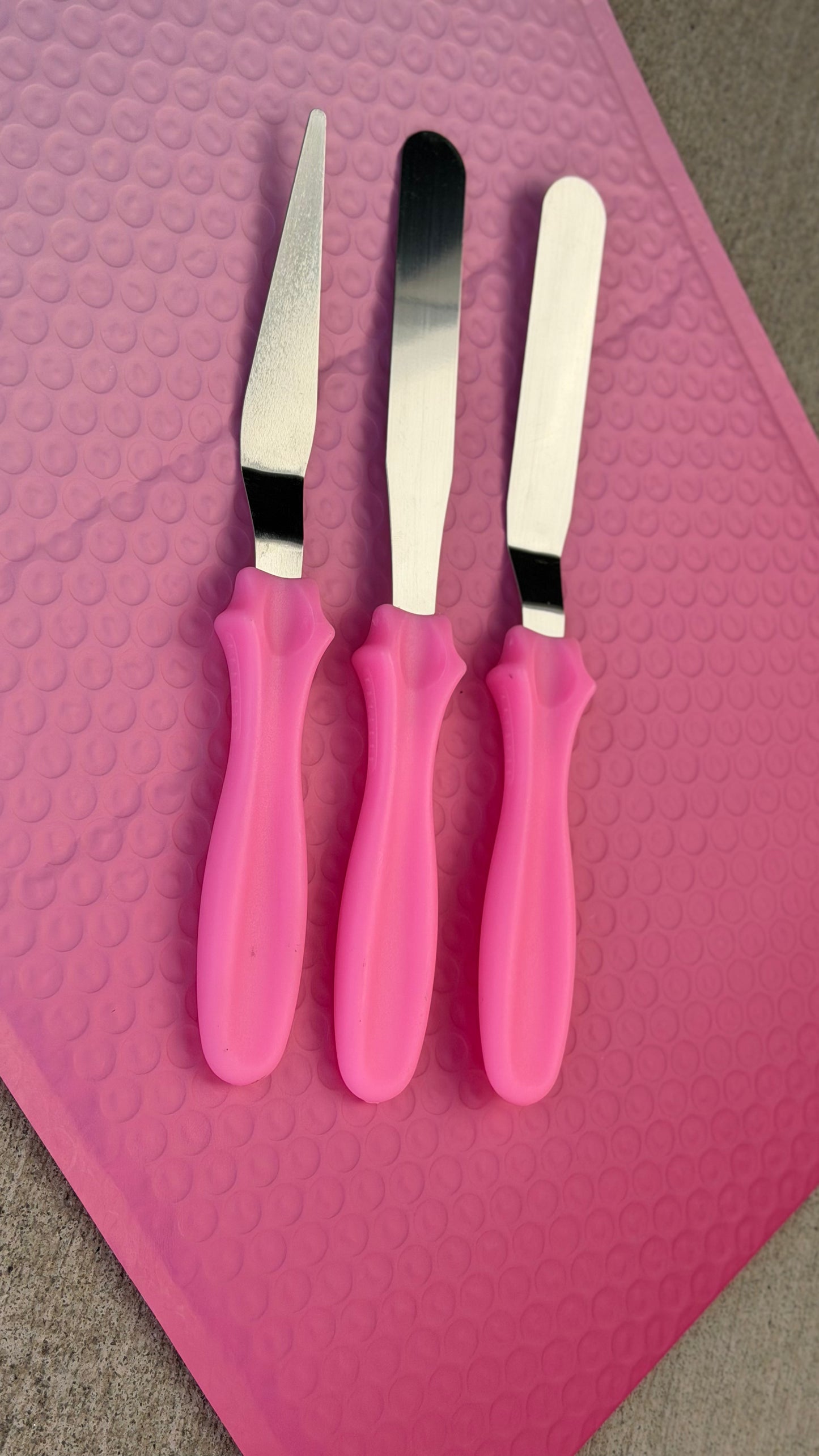 CakeYONCE Edge Snatchers