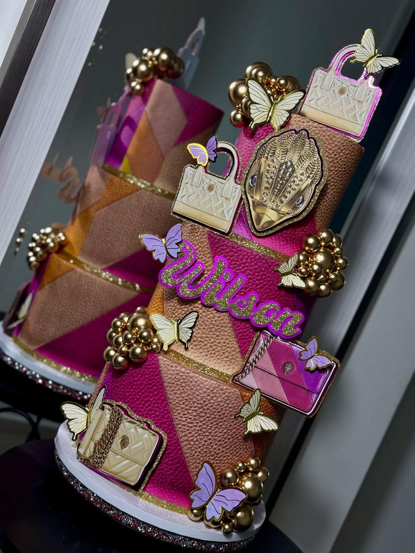 Kurt Geiger Rainbow Textured Wallpaper PNG Image